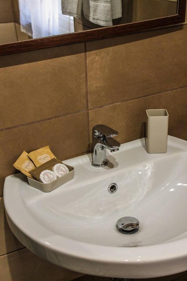 Alexander House Hotel Палермо Екстериор снимка